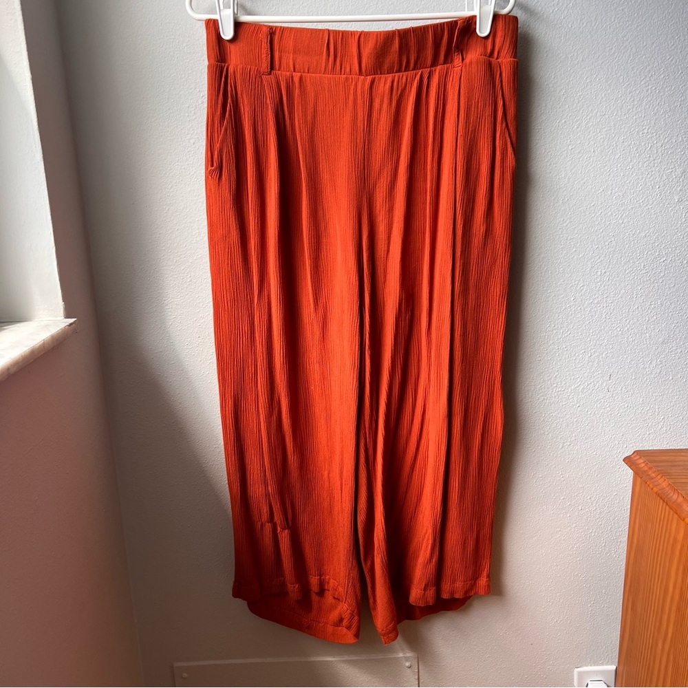 Pull on crepe pants